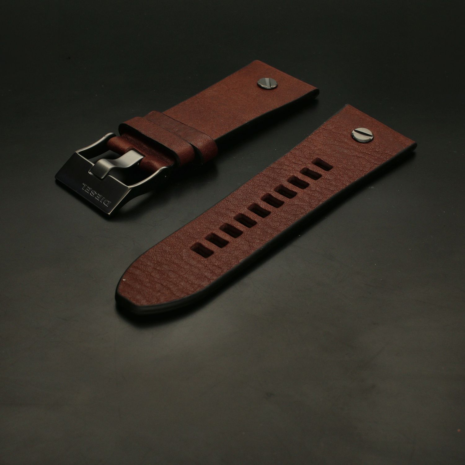 Oryginalny pasek Diesel DZ7314.jpg